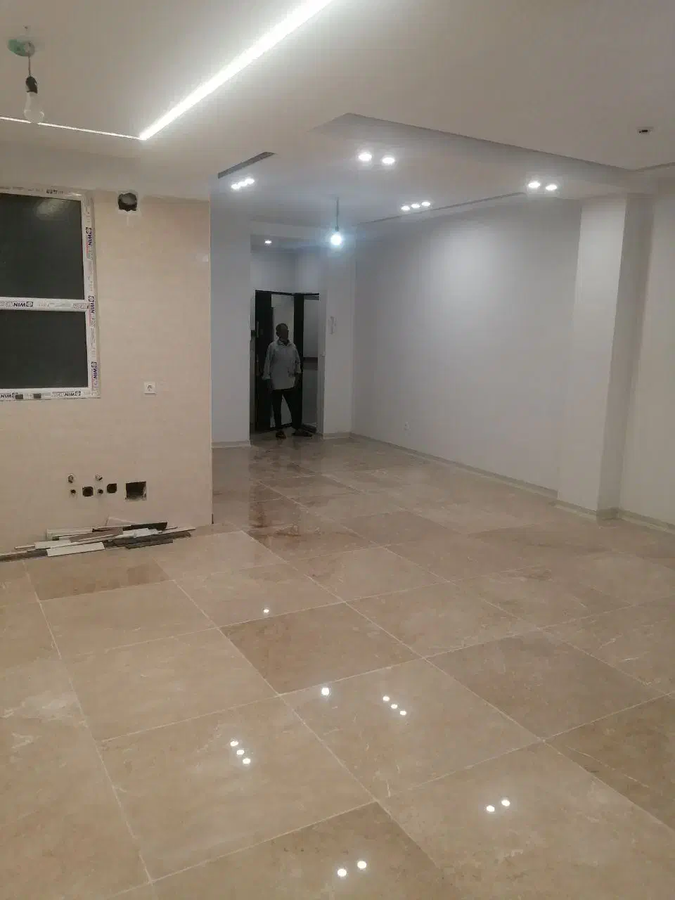 تصویر آپارتمان 98 متری دو خوابه
