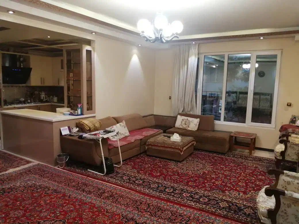 تصویر آپارتمان 126 متری سه خوابه