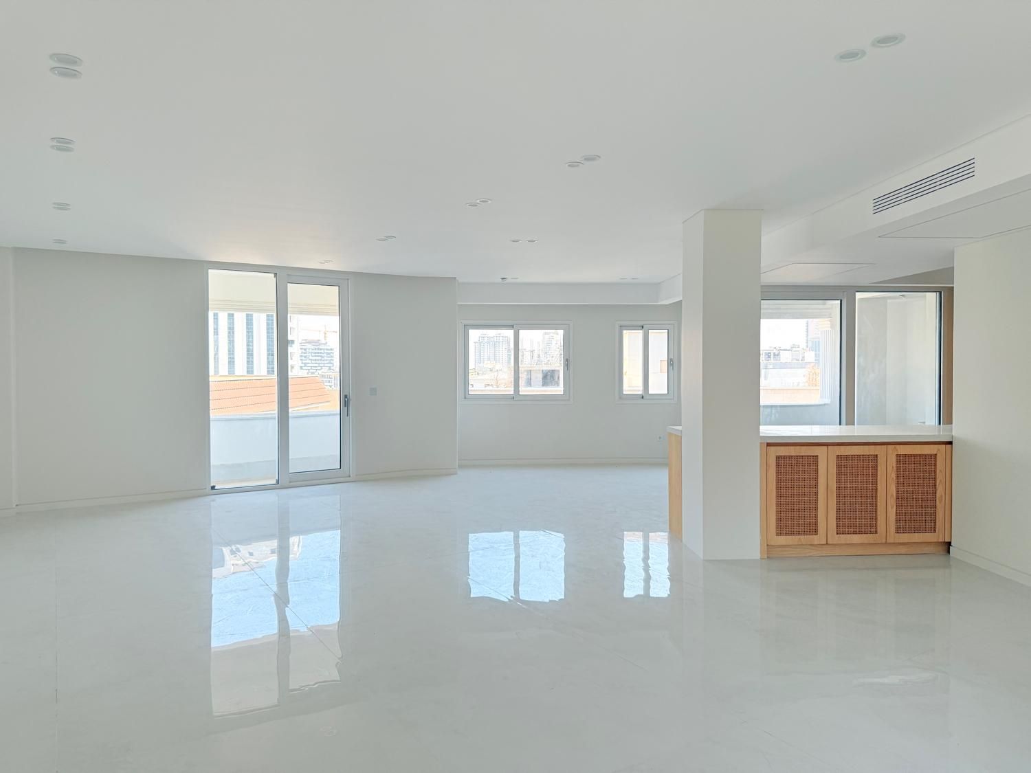 تصویر اپارتمان 200 متری 3 خوابه